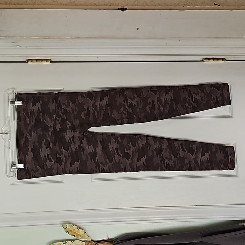 Spanx grey camo leggings w/tummy control